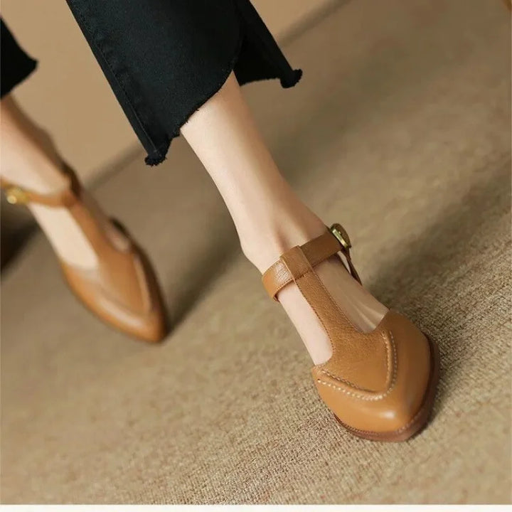 Aurenza Buckle Shoes Shoes — Céline de Montréal