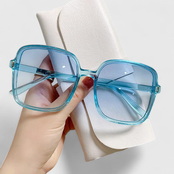 Emalynn Sunglasses — Céline de Montréal — view 5