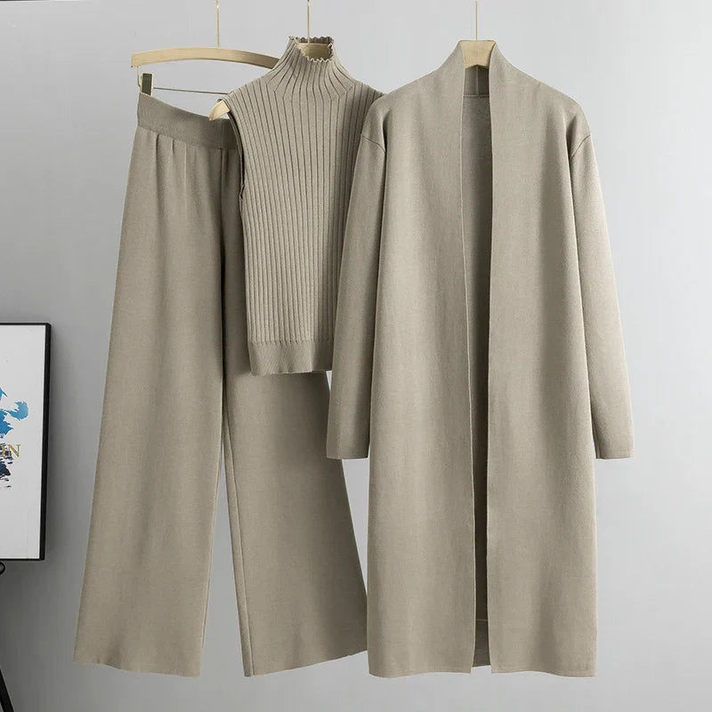Jillie Comfortable Three-Piece Set Three-Piece Sets — Céline de Montréal