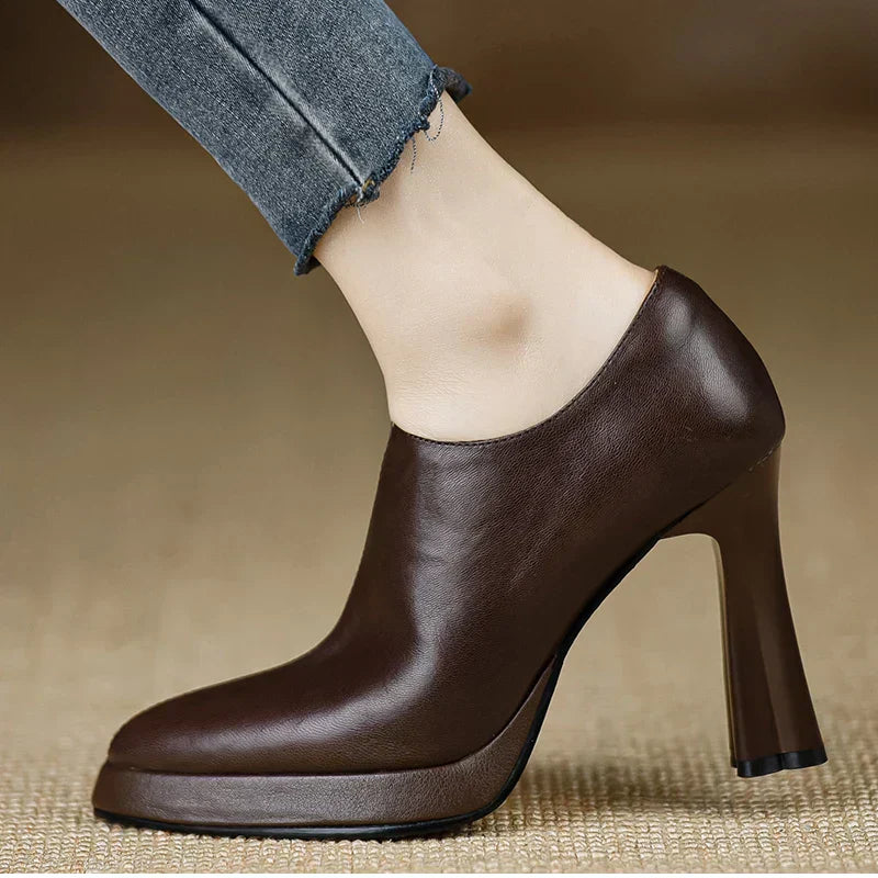 Carina Stylish Pumps Pumps — Céline de Montréal — view 2