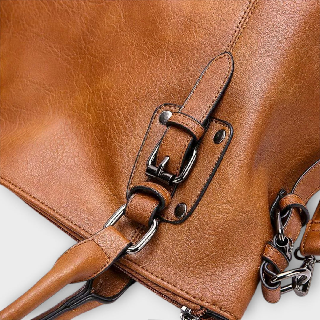 Mia Shoulder Bags — Céline de Montréal — view 5
