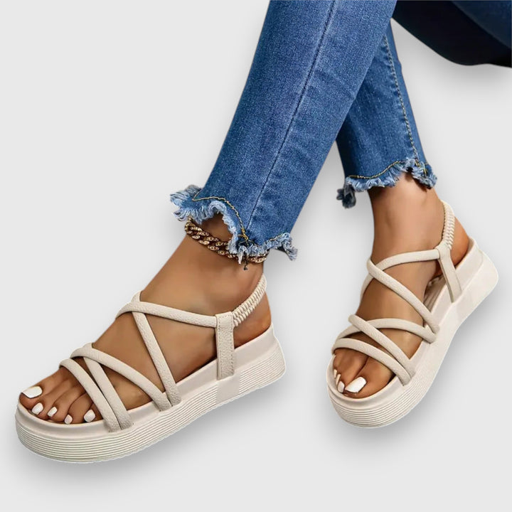 Charlotte orthopedic sandals Céline de Montréal