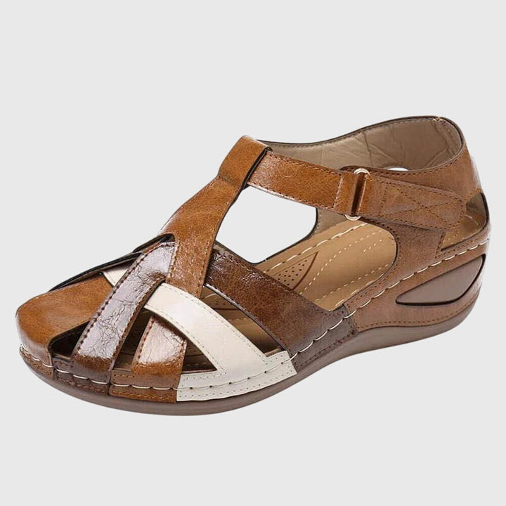 Brigitte orthopedic sandals Céline de Montréal