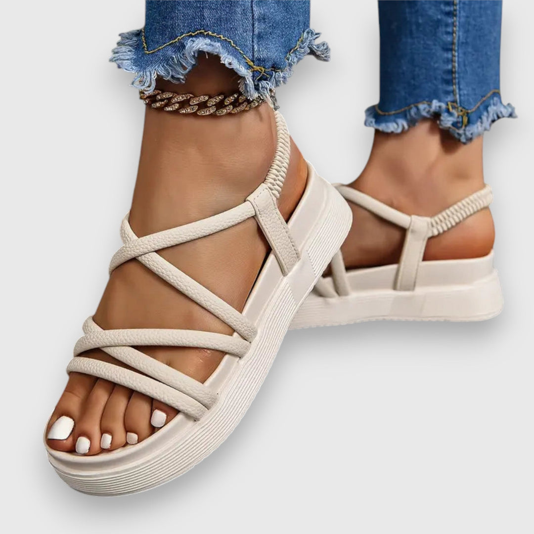 Charlotte orthopedic sandals Céline de Montréal