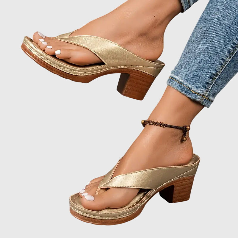 Diane orthopedic sandals Céline de Montréal