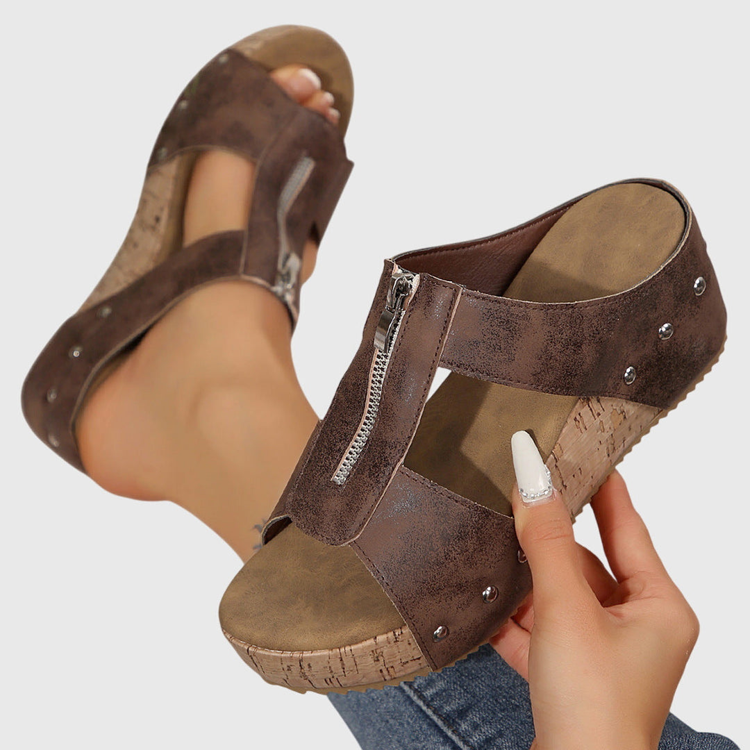 Florentine orthopedic sandals Céline de Montréal