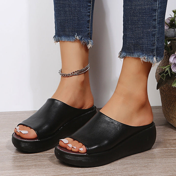 Elsie Orthopedic Sandals — Céline de Montréal — view 10