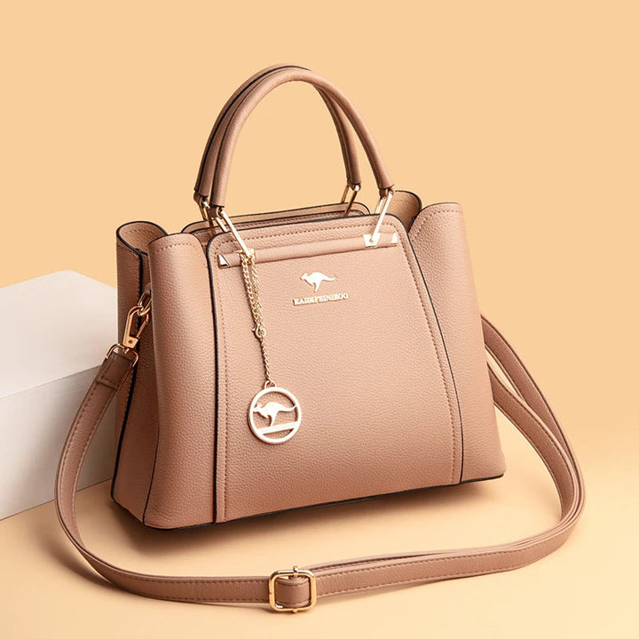 Vaeni Bags — Céline de Montréal — view 3