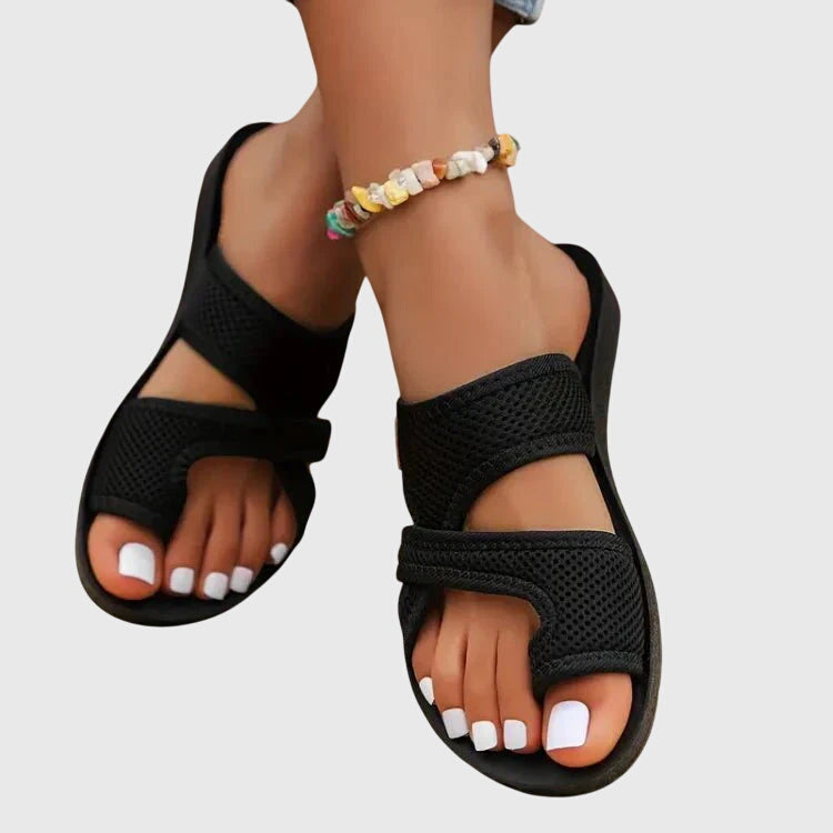 Hélène orthopedic sandals Céline de Montréal