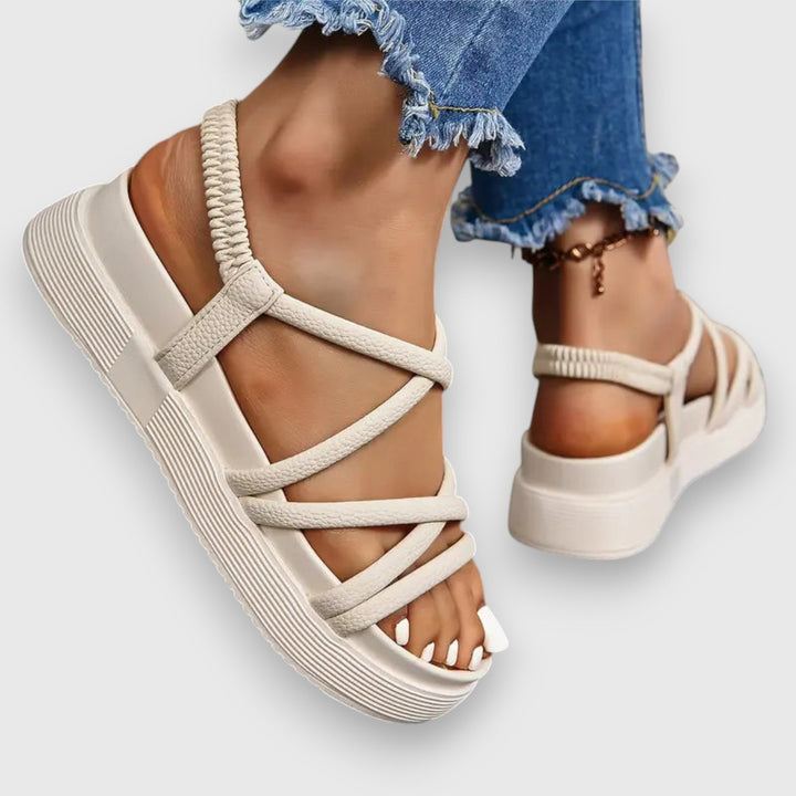 Charlotte orthopedic sandals Céline de Montréal