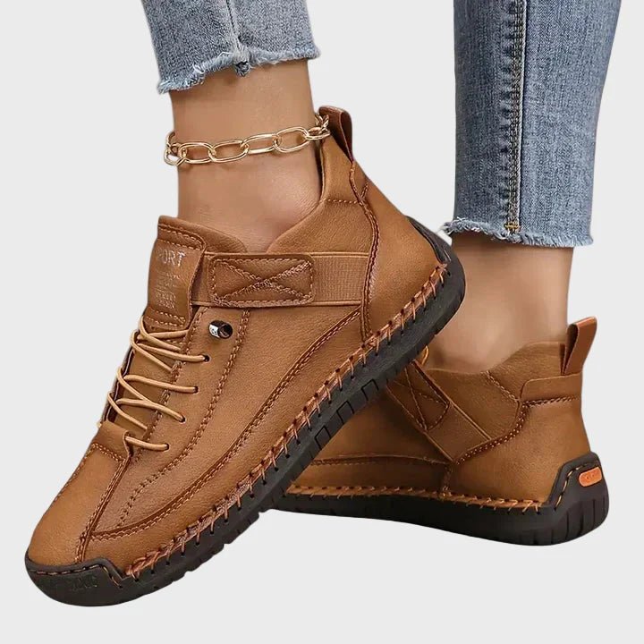 Louise Sneakers — Céline de Montréal — view 2