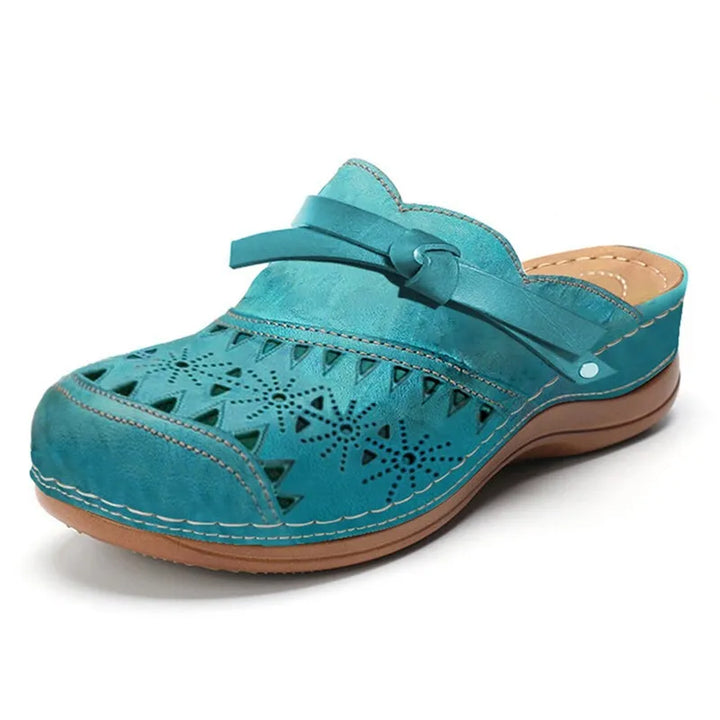 Fleur orthopedic sandals Céline de Montréal