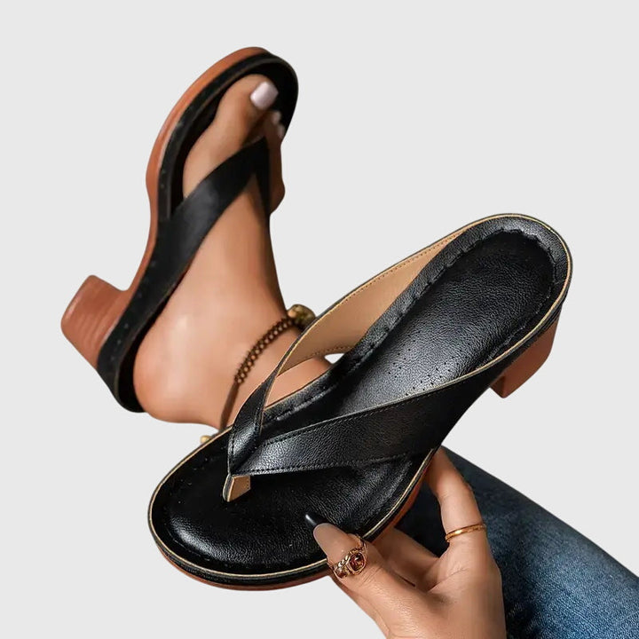 Diane orthopedic sandals Céline de Montréal