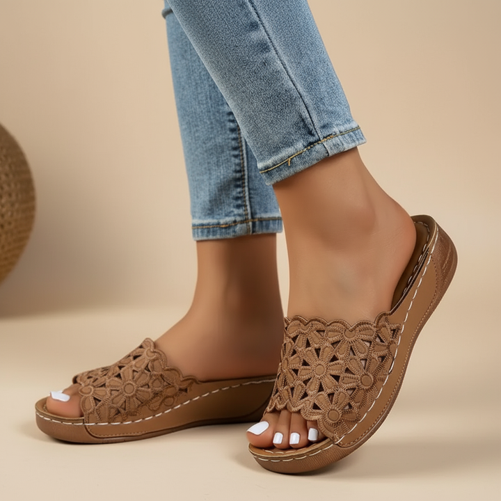 Delilah Orthopedic Sandals — Céline de Montréal — view 3