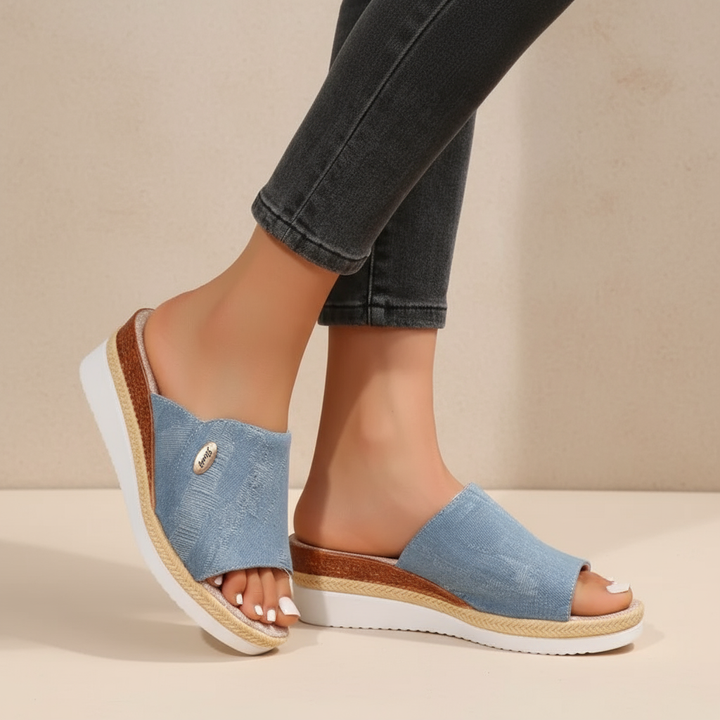 Talia Orthopedic Sandals — Céline de Montréal