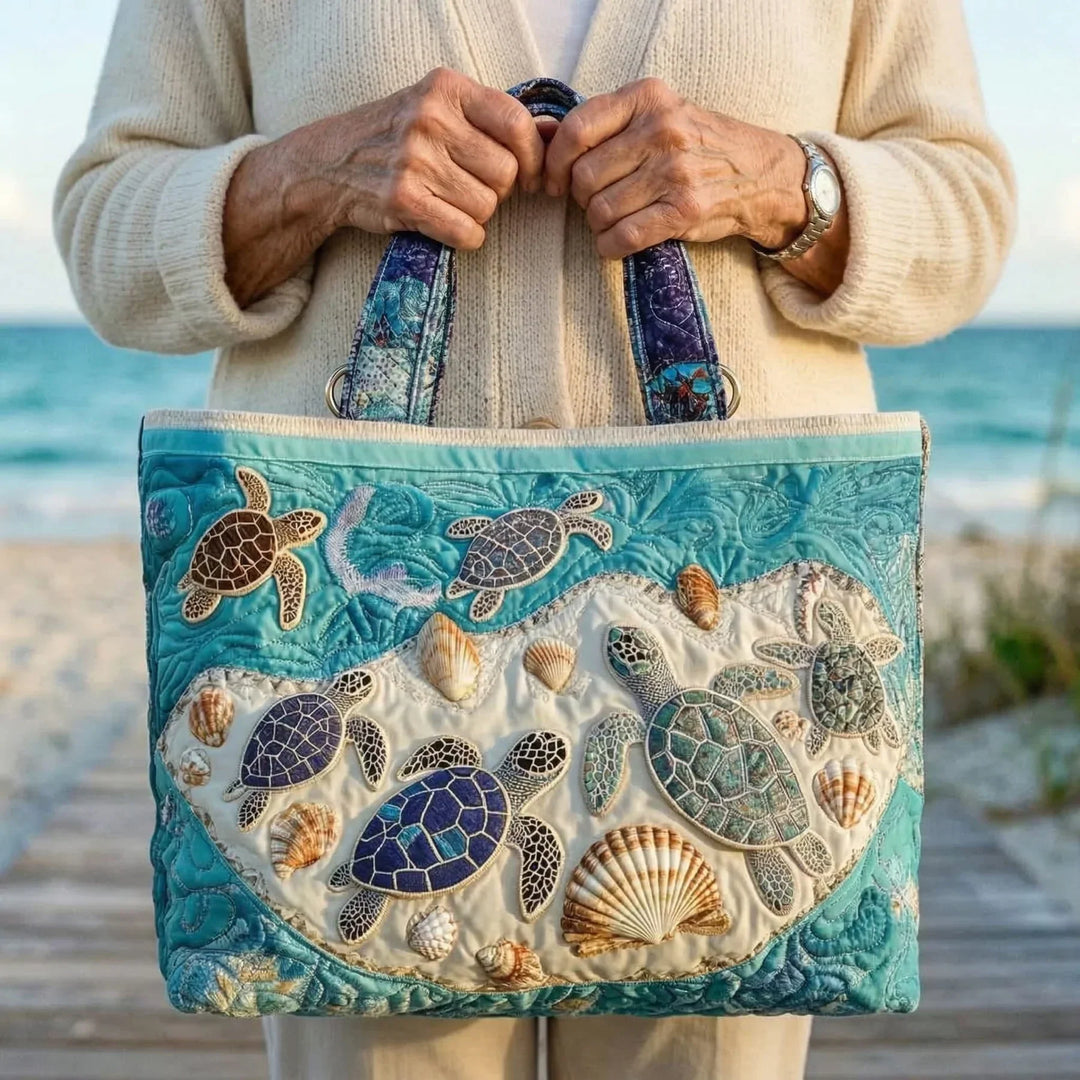 Love of Turtles Handmade Bags — Céline de Montréal — view 2