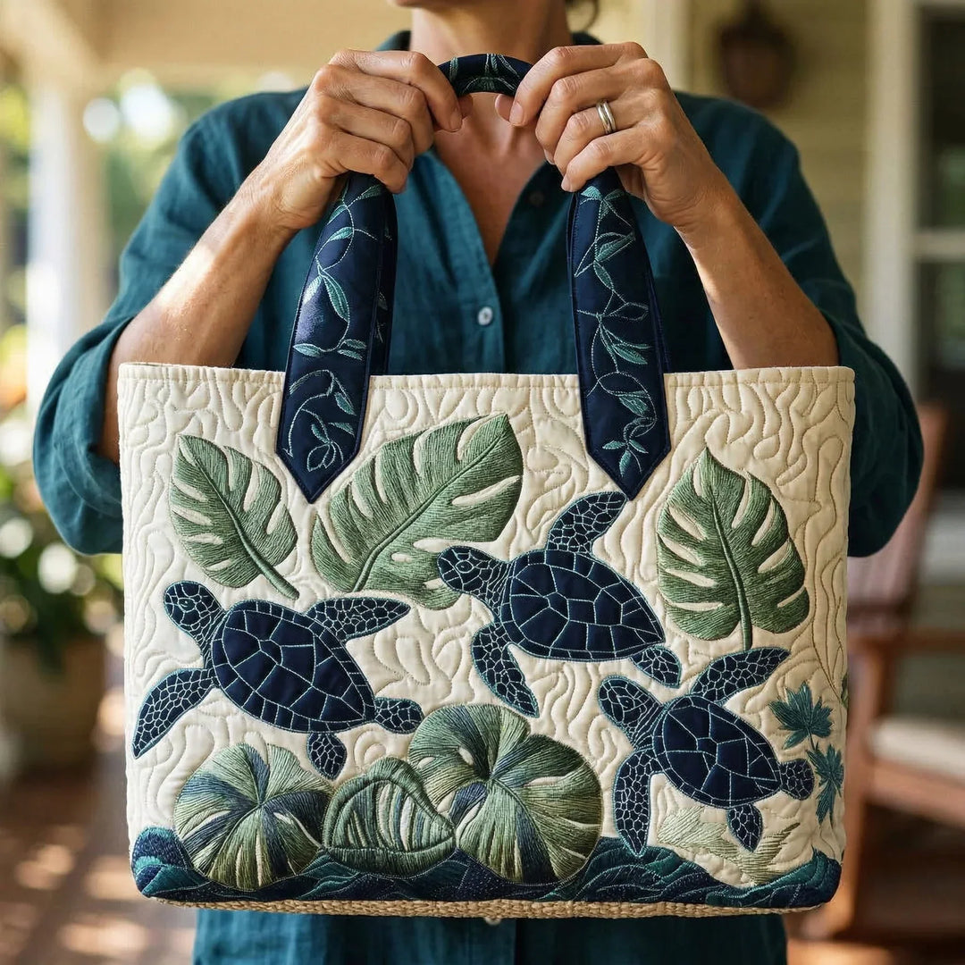 Sea Turtle Grace Handmade Bags — Céline de Montréal — view 2