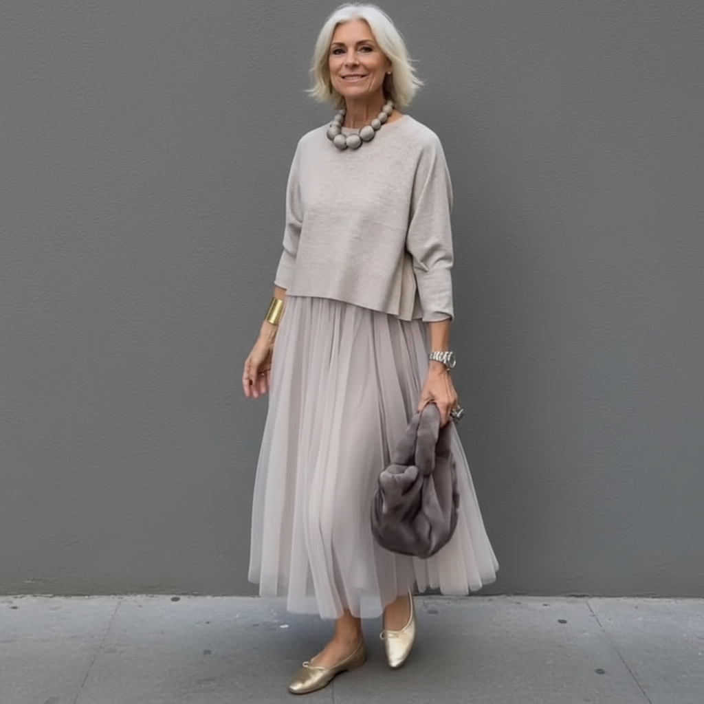 Emmie Elegant Two-Piece Set Two-Piece Sets — Céline de Montréal — view 17
