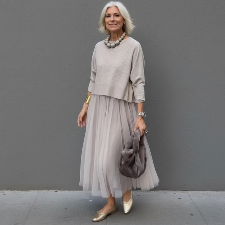 Emmie Elegant Two-Piece Set Two-Piece Sets — Céline de Montréal — view 17