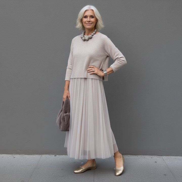 Emmie Elegant Two-Piece Set Two-Piece Sets — Céline de Montréal — view 2