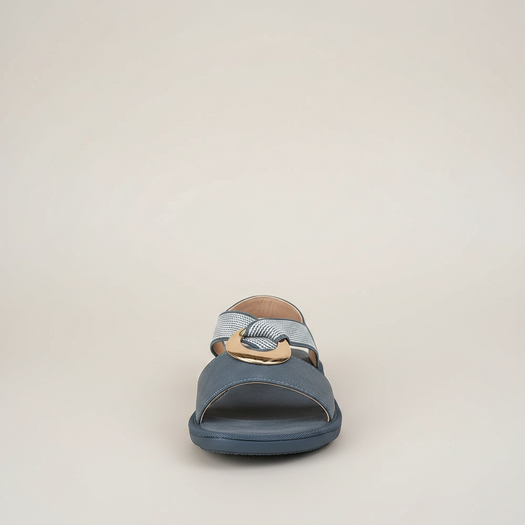 Delphine orthopedic sandals Céline de Montréal