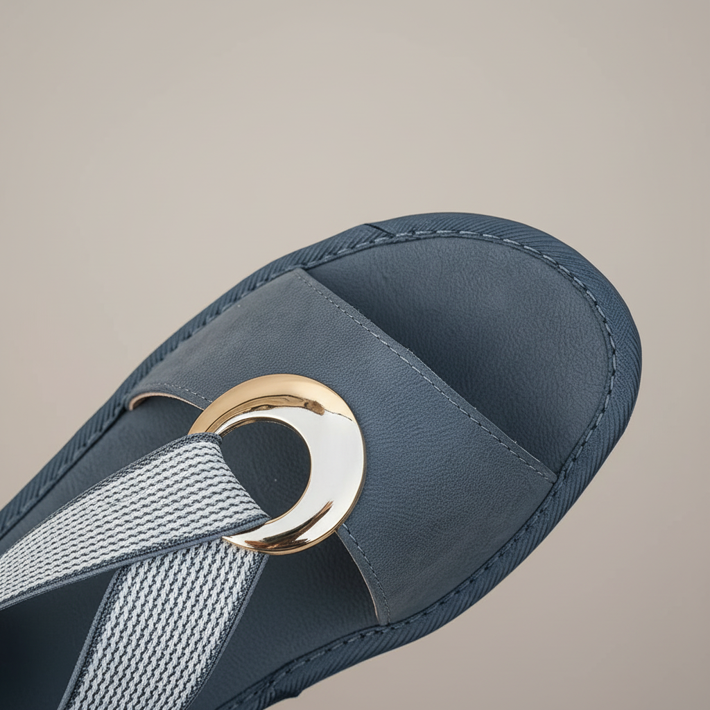 Delphine orthopedic sandals Céline de Montréal
