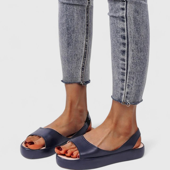 Colette orthopedic sandals Céline de Montréal