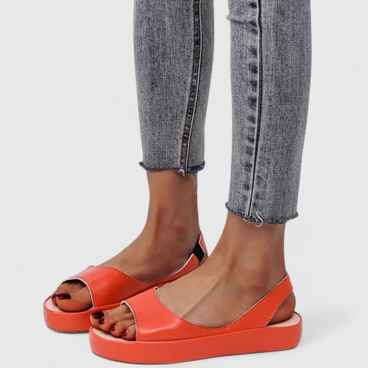 Colette orthopedic sandals Céline de Montréal