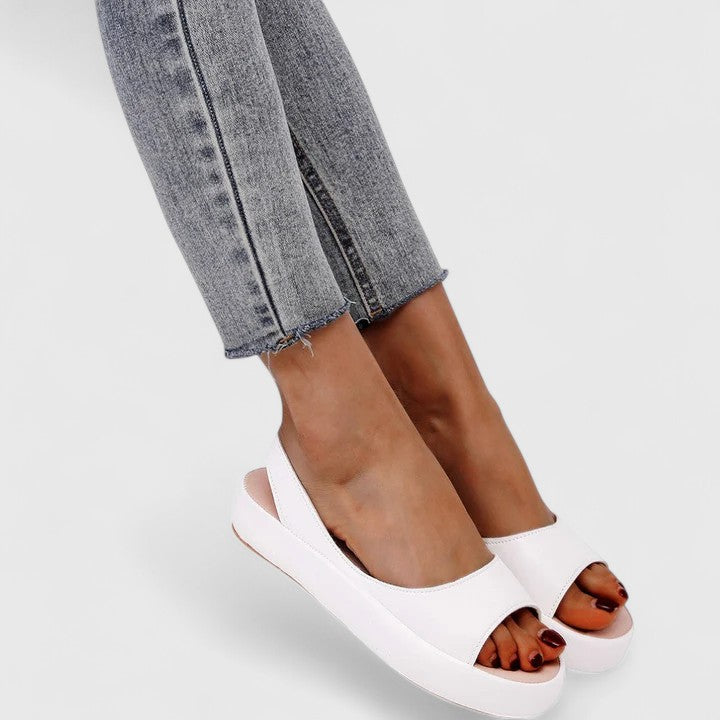 Colette orthopedic sandals Céline de Montréal