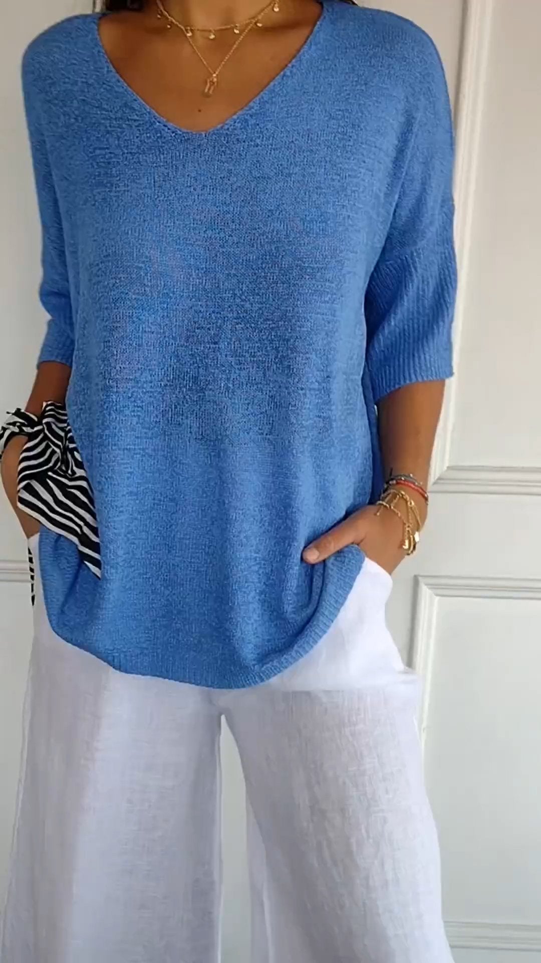 Lauren V-Neck Tops — Céline de Montréal — view 4