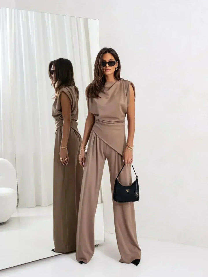 Diann Elegant Two-Piece Set Two-Piece Sets — Céline de Montréal — view 4