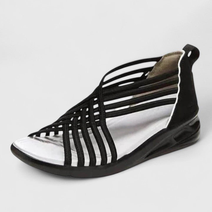 Clara orthopedic sandals Céline de Montréal
