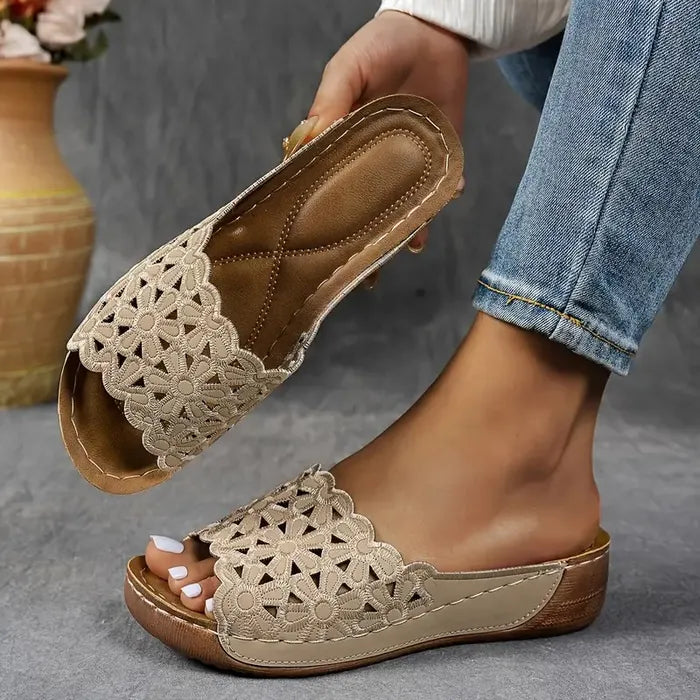 Delilah Orthopedic Sandals — Céline de Montréal — view 5