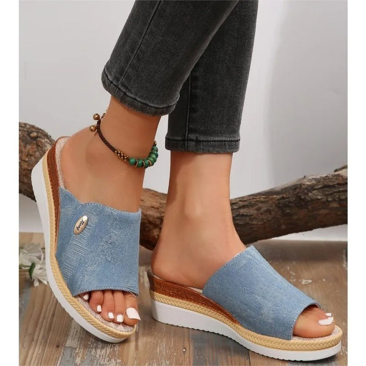 Talia Orthopedic Sandals — Céline de Montréal — view 4