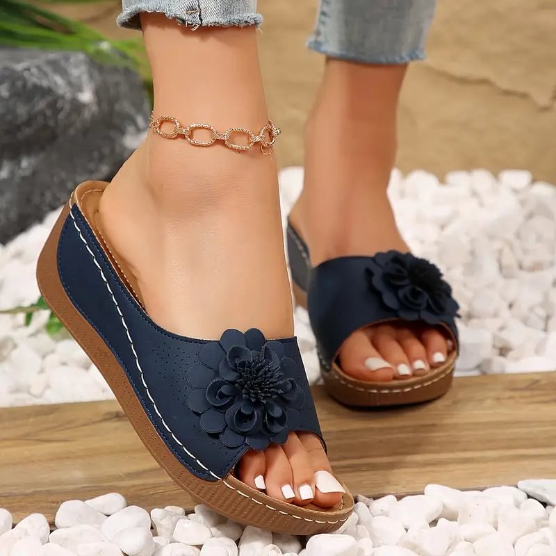 Medellín Orthopedic Sandals — Céline de Montréal — view 11